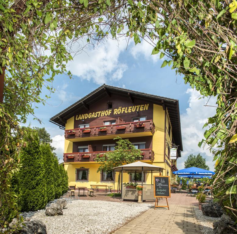 Landhotel Roefleuten Пфронтен Екстериор снимка