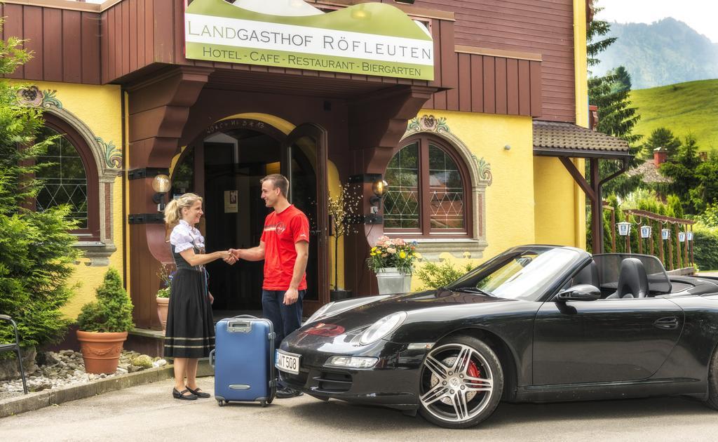 Landhotel Roefleuten Пфронтен Екстериор снимка