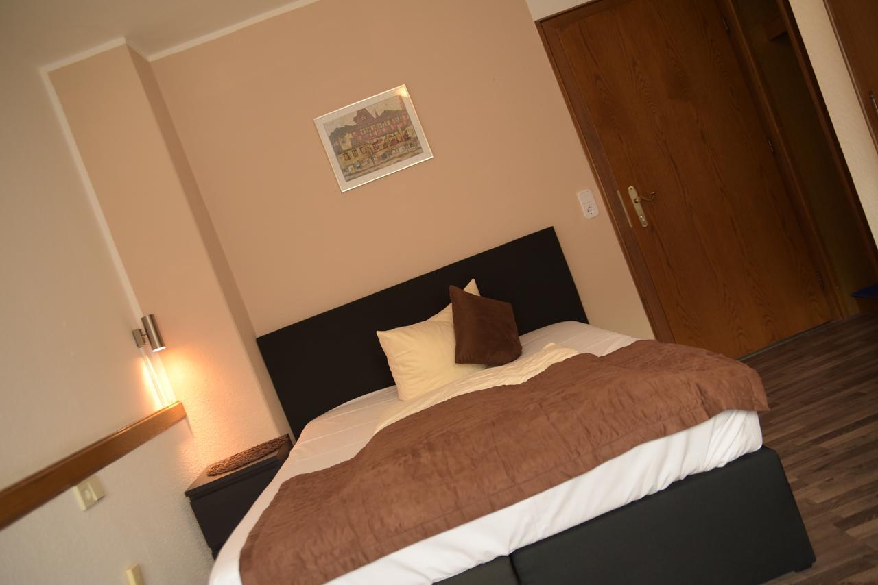 Landhotel Roefleuten Пфронтен Екстериор снимка